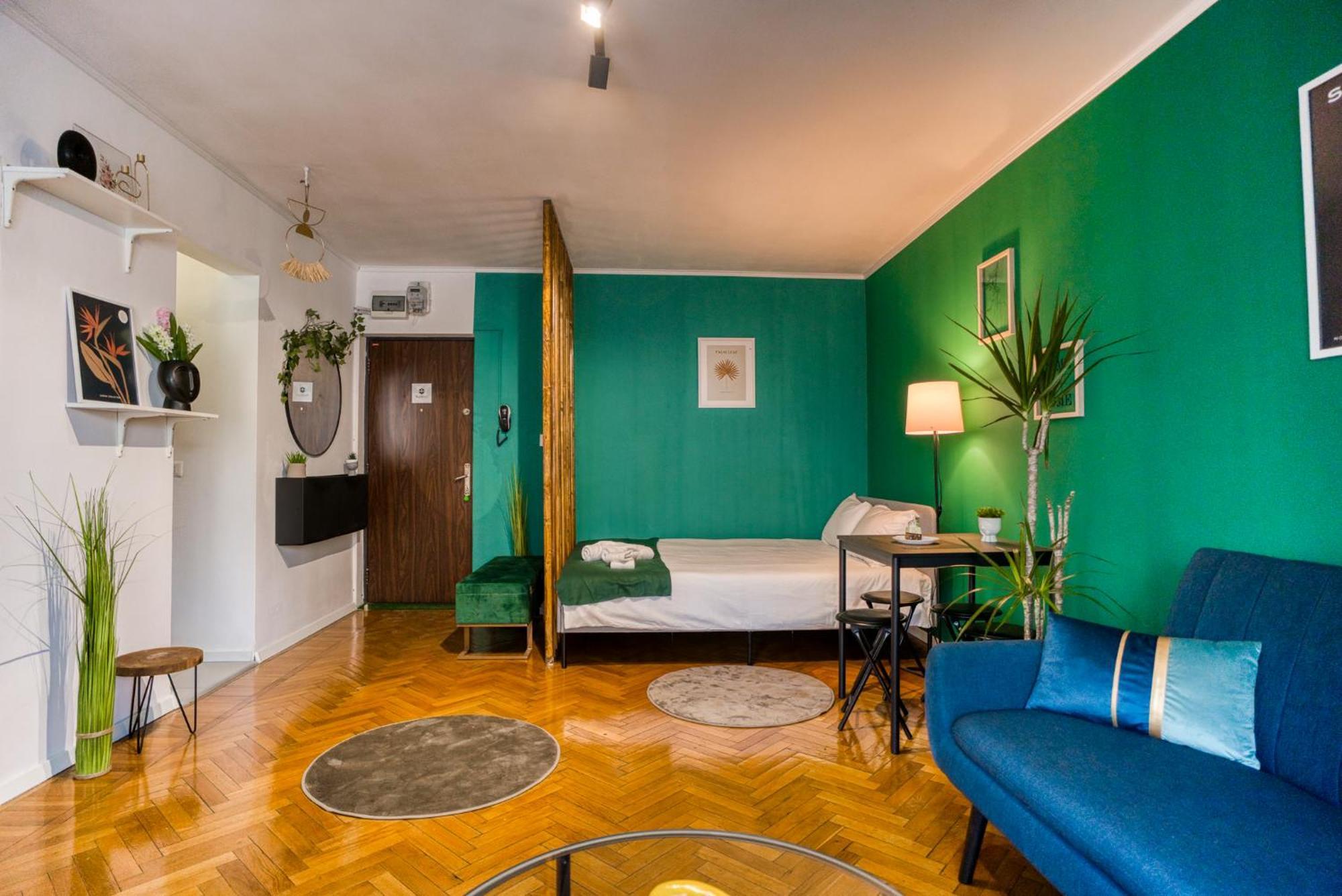 Hacienda Royal Palace - Central Designer Apartment Bukarest Kültér fotó